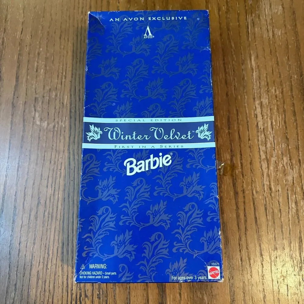 1995 Avon Winter Velvet Barbie Special Edition First In Series Mattel 15571 NRFB
